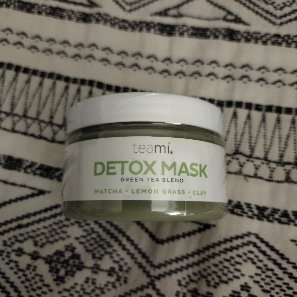 Green Tea Detox Mask